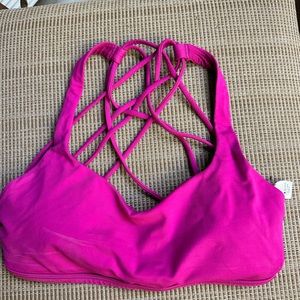 Lululemon sports bra